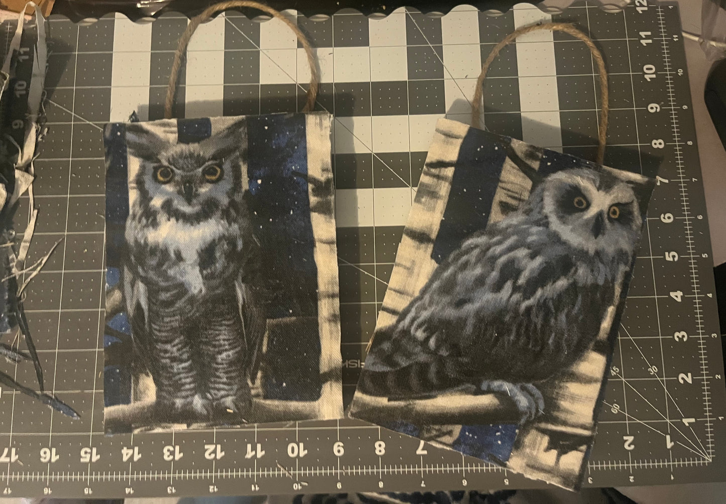 Owls to hang on the wall
