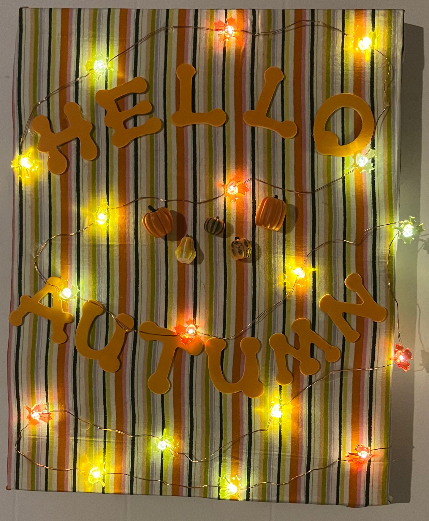 Hello Autumn with light up leaves