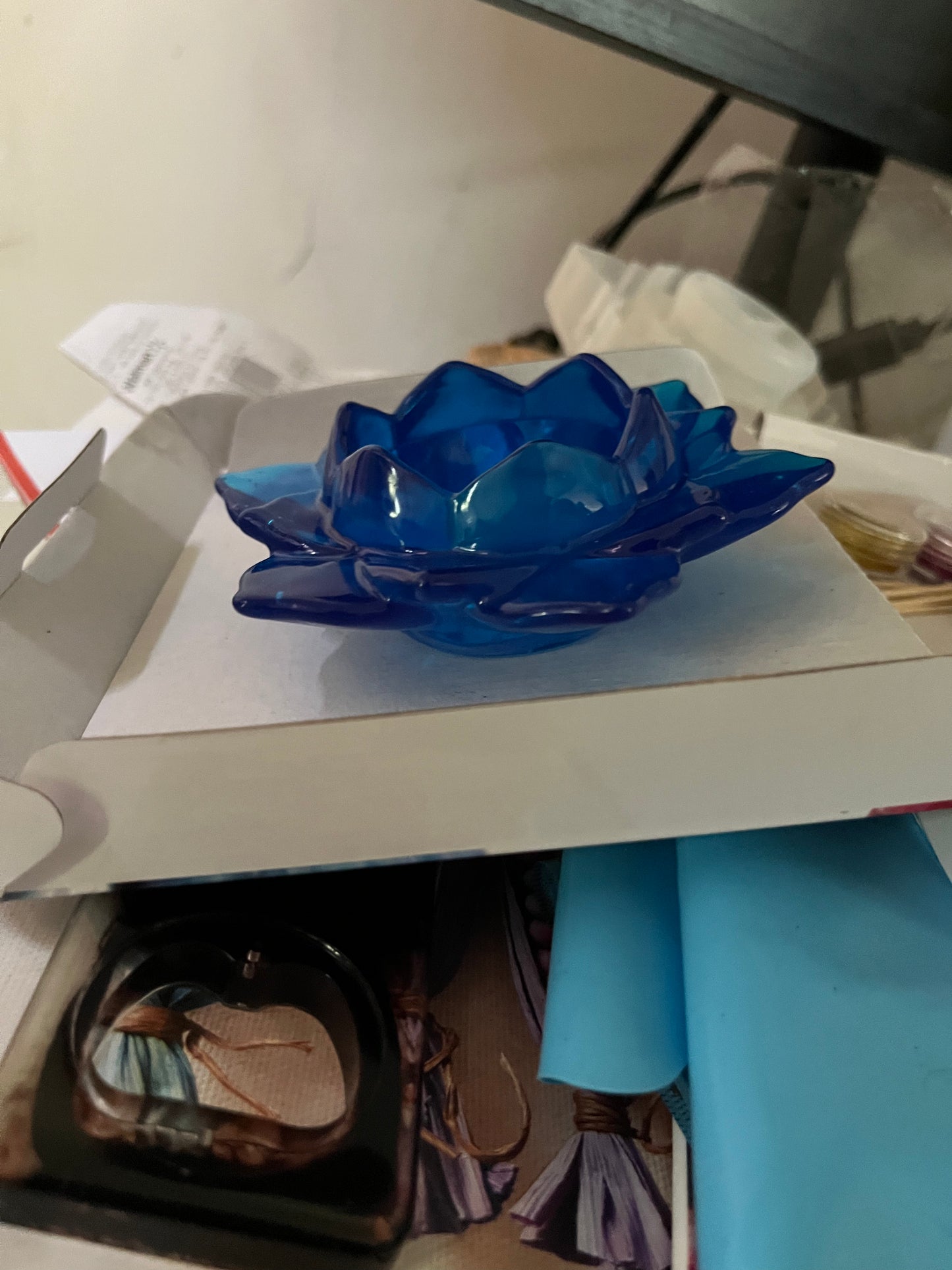 Blue flower candle holder