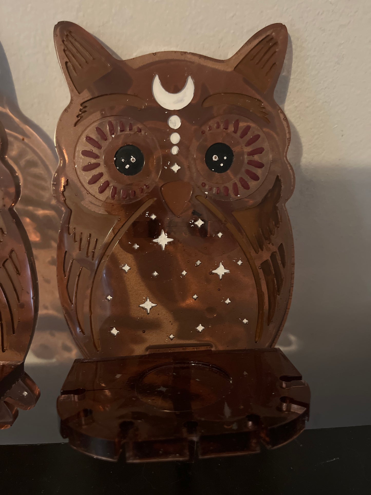 Wall, owl candle holders