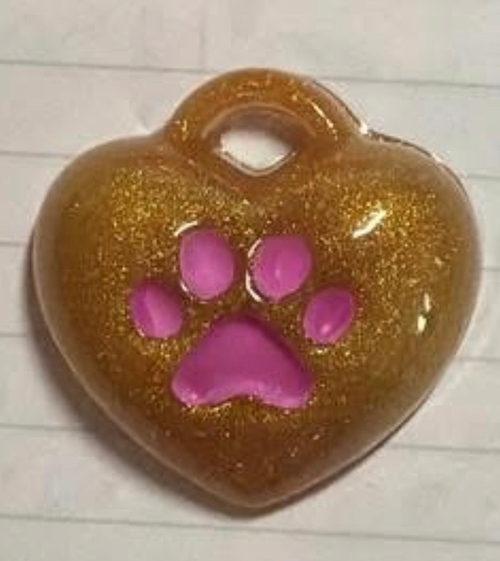 Gold bubble heart with paw