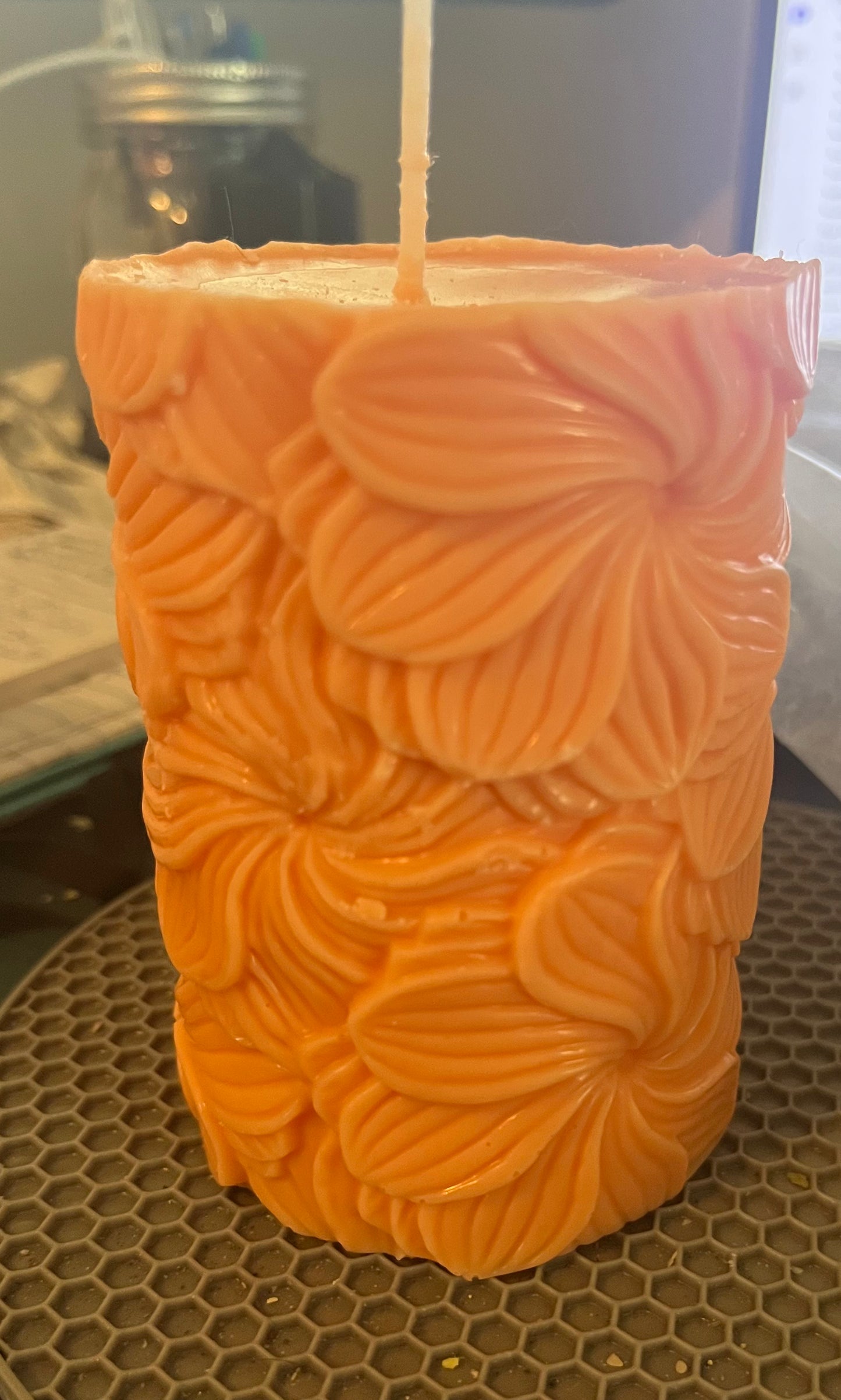 Flower petals candle