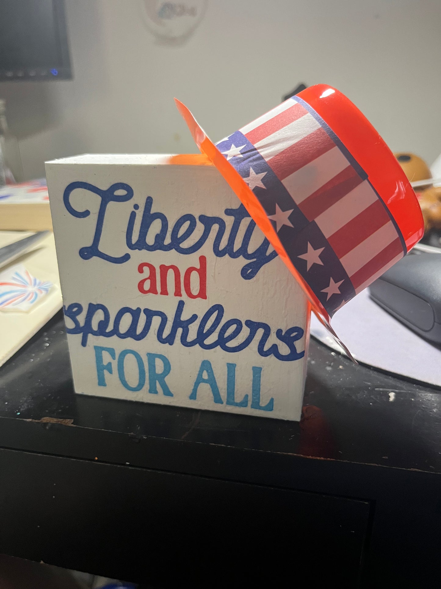Mini reversible 4th of July standing sign