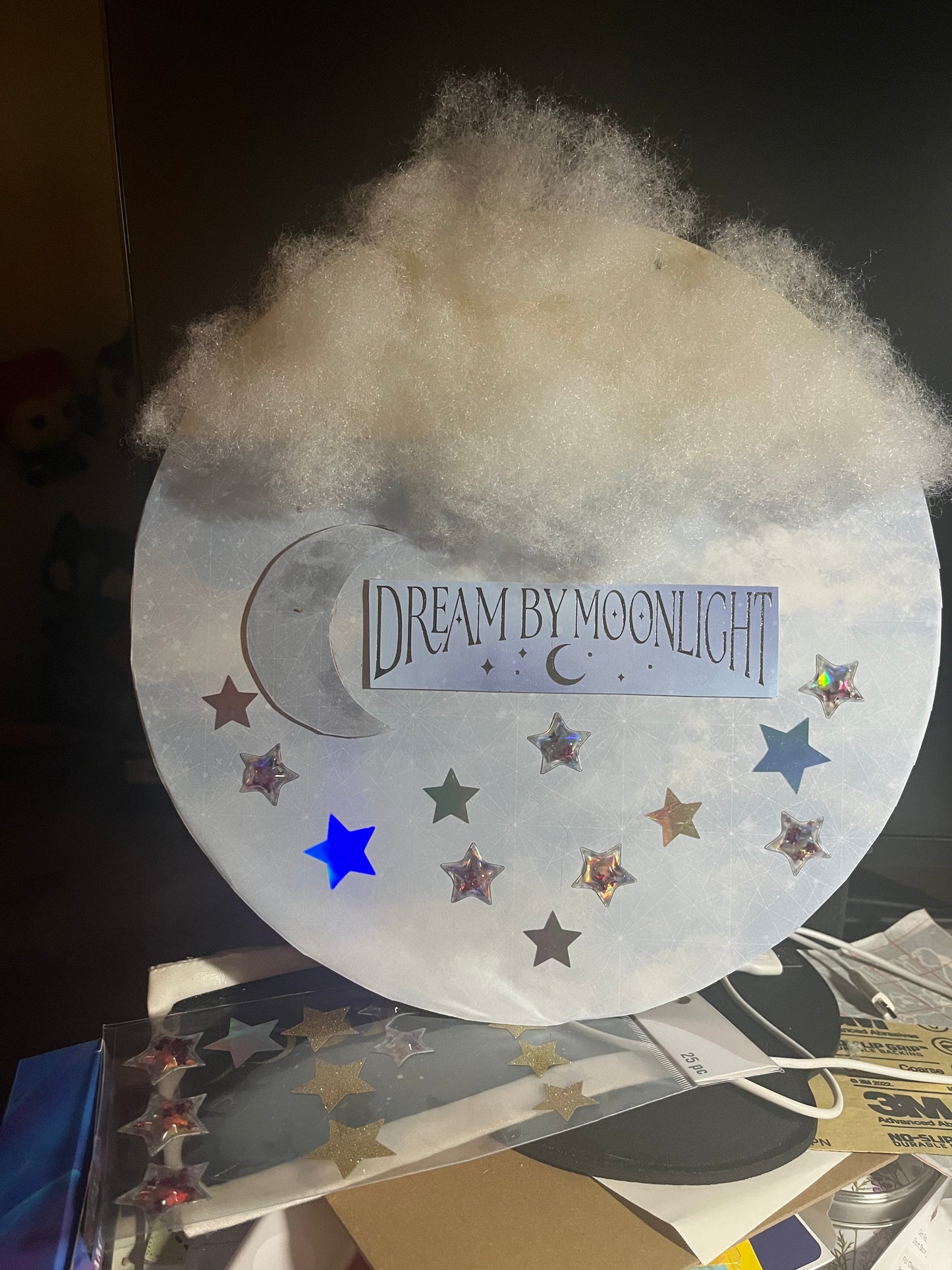 Dream by the moonlight sign