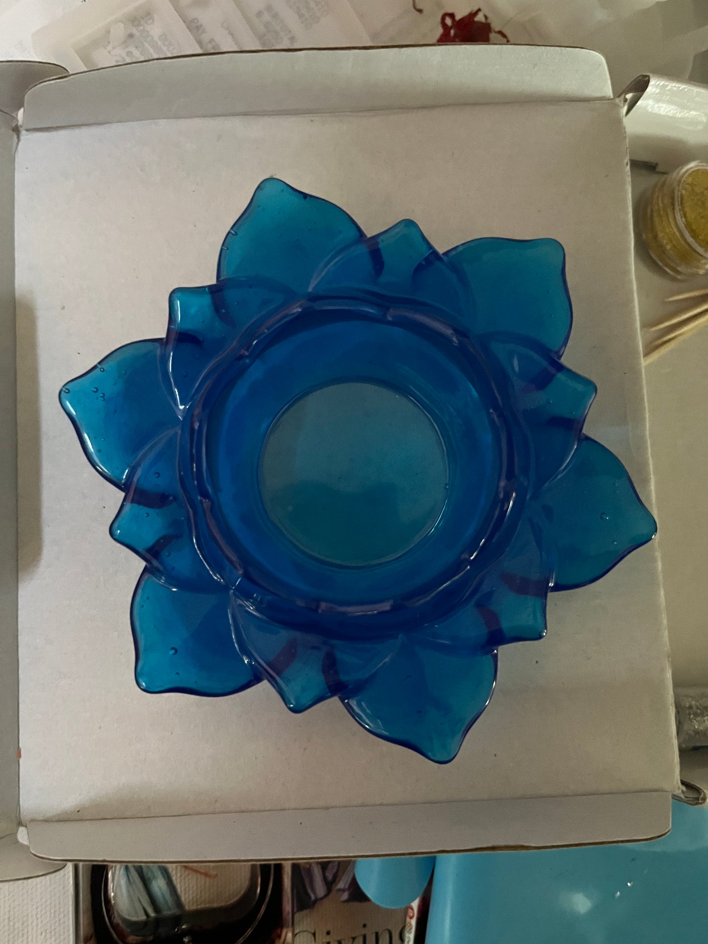 Blue flower candle holder