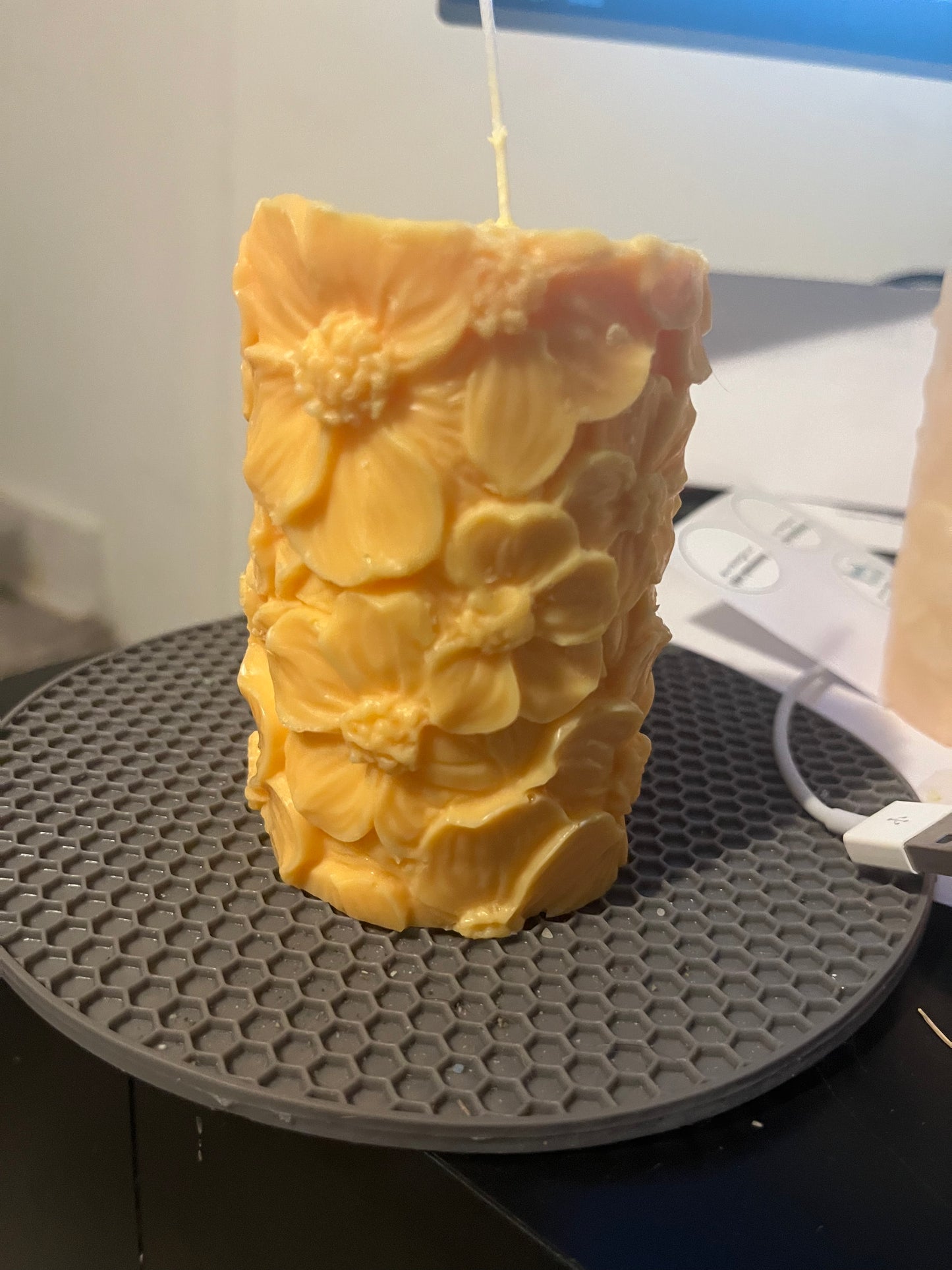 Ylang ylang daisy candle